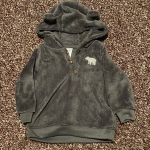 Carters 18 month boys fuzzy bear pull over hoodie